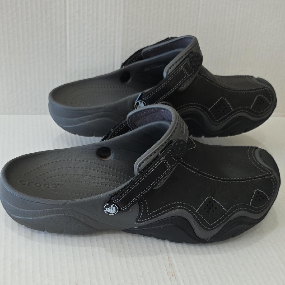 CROCS Swiftwater Leather Mens Black and Gray Sandals Size 13 - Picture 3 of 10